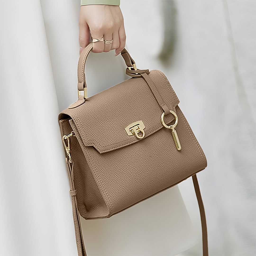 <tc>Aubri – torebka ze strukturalnej skóry</tc>