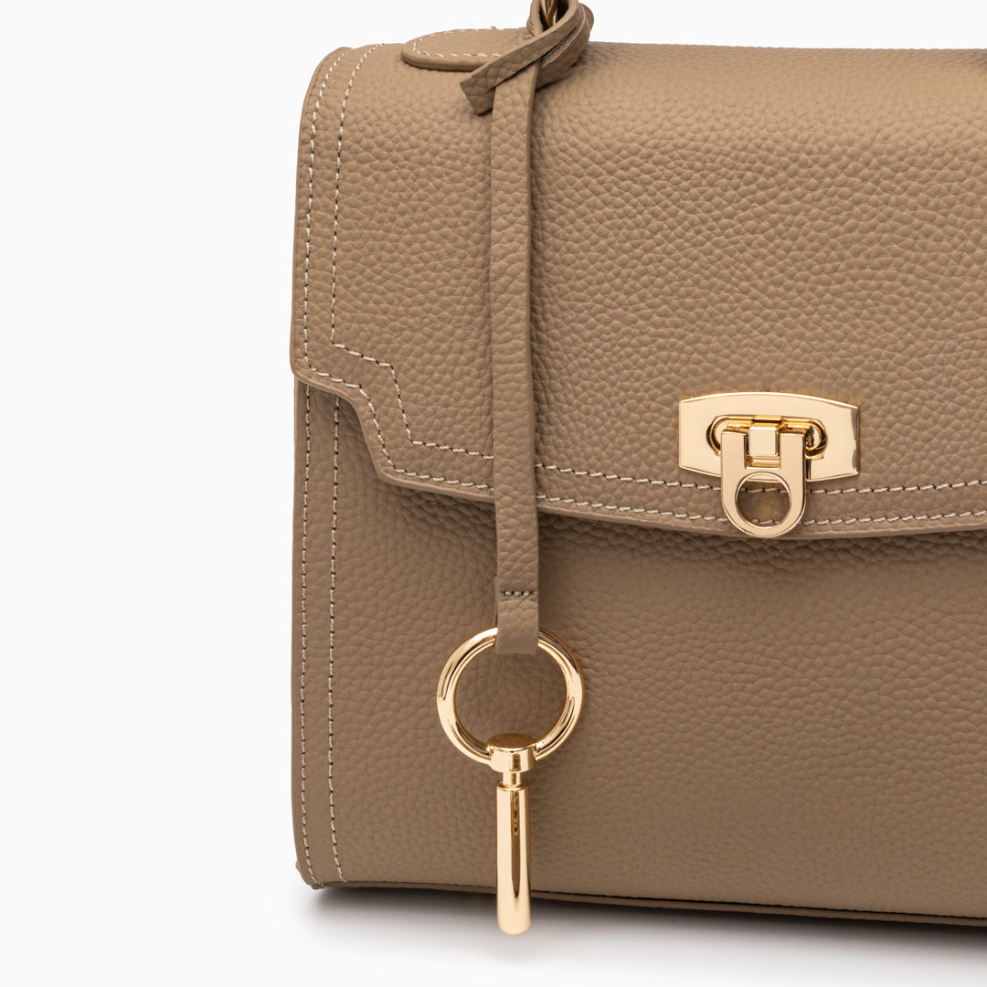 <tc>Sac à main en cuir structuré Aubri</tc>