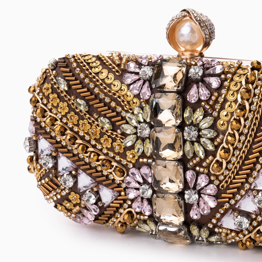 Cynthia Clutch Bag mit Perlenstickerei